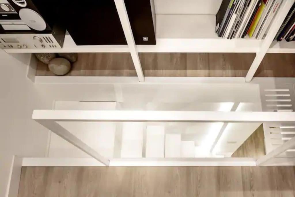 Apartment Vsg25 Nel Centro Di Cagliari Exteriör bild