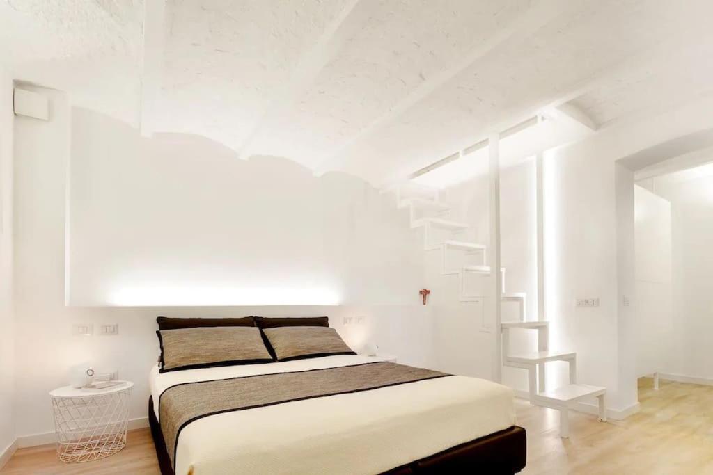 Apartment Vsg25 Nel Centro Di Cagliari Exteriör bild