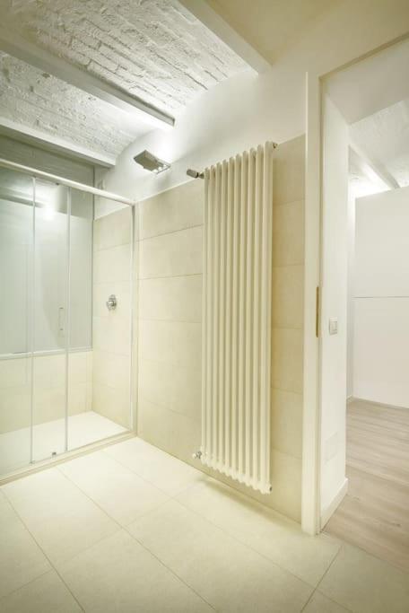 Apartment Vsg25 Nel Centro Di Cagliari Exteriör bild