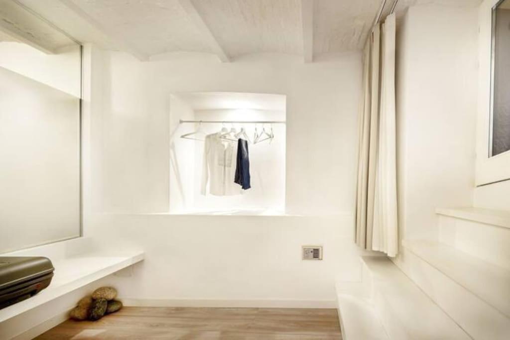 Apartment Vsg25 Nel Centro Di Cagliari Exteriör bild