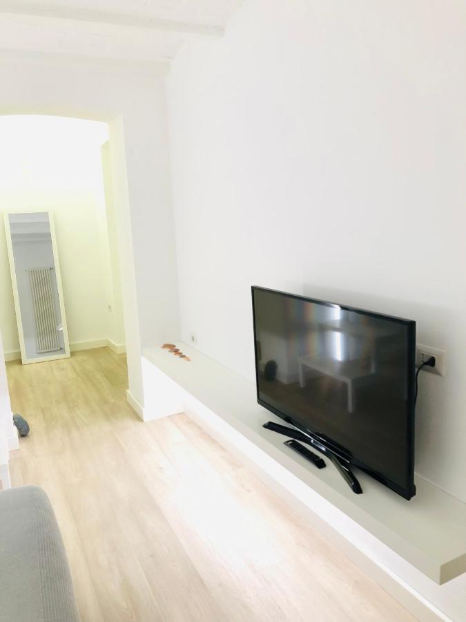 Apartment Vsg25 Nel Centro Di Cagliari Exteriör bild