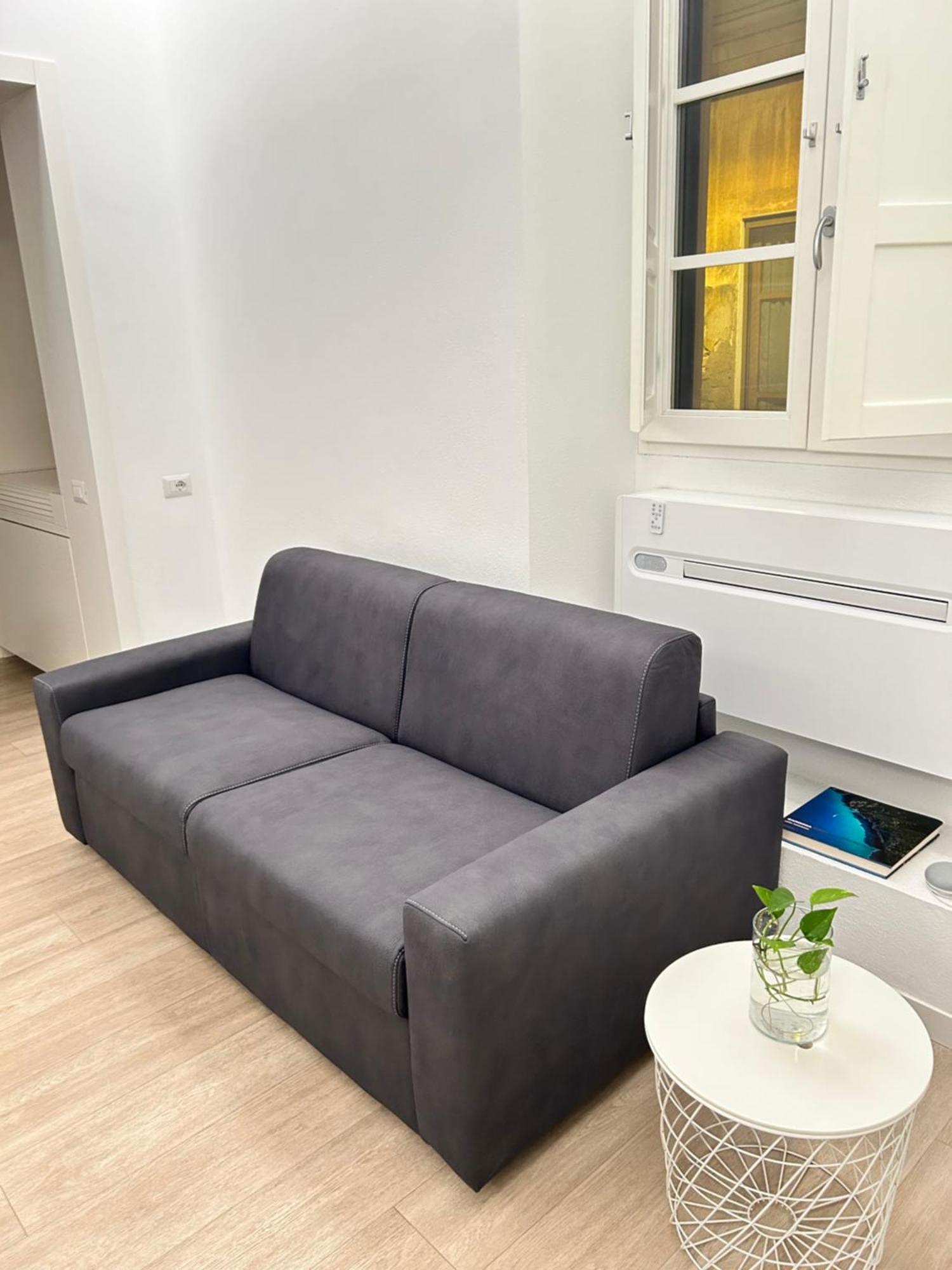 Apartment Vsg25 Nel Centro Di Cagliari Exteriör bild